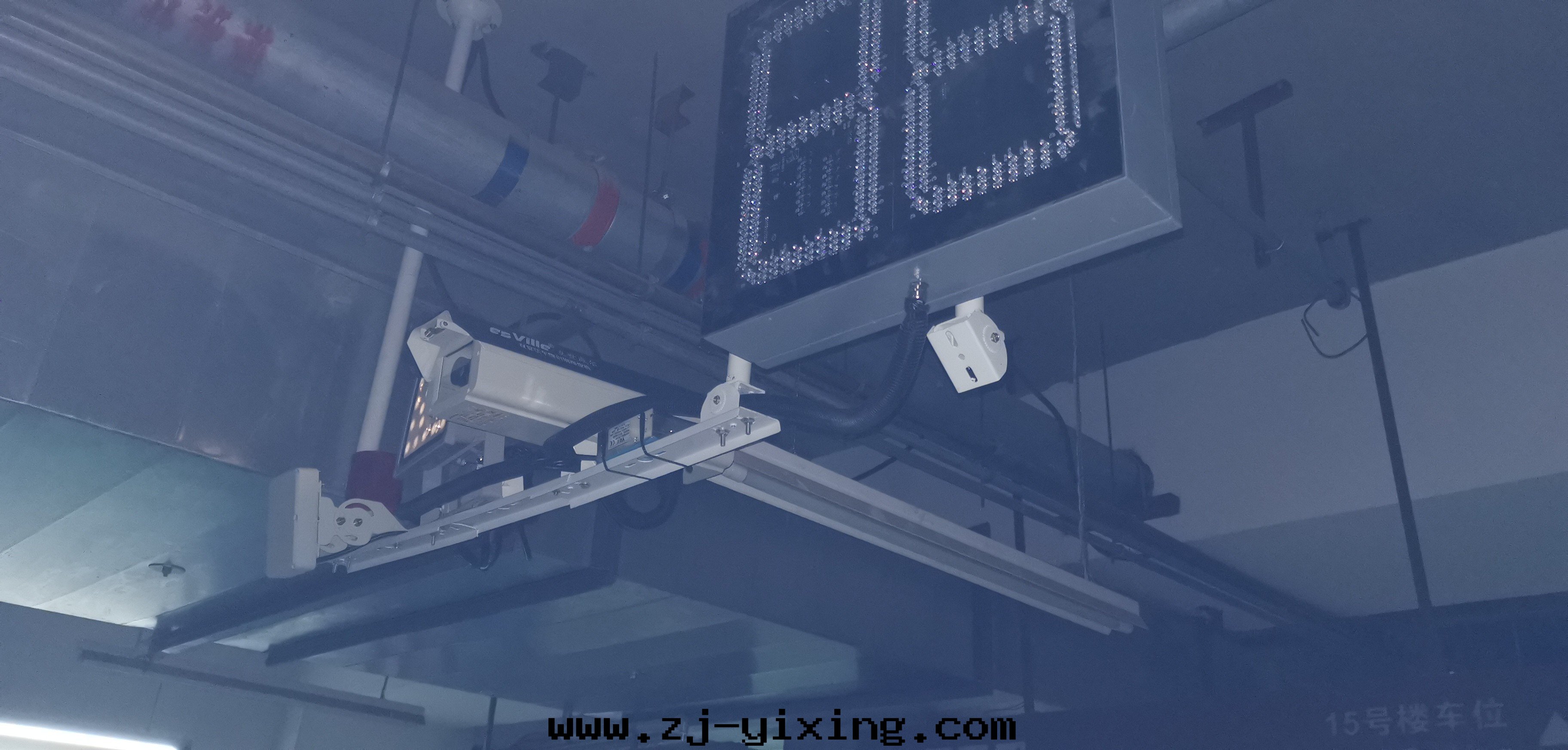 图(tú)片(piàn)關(guān)鍵词(cí)