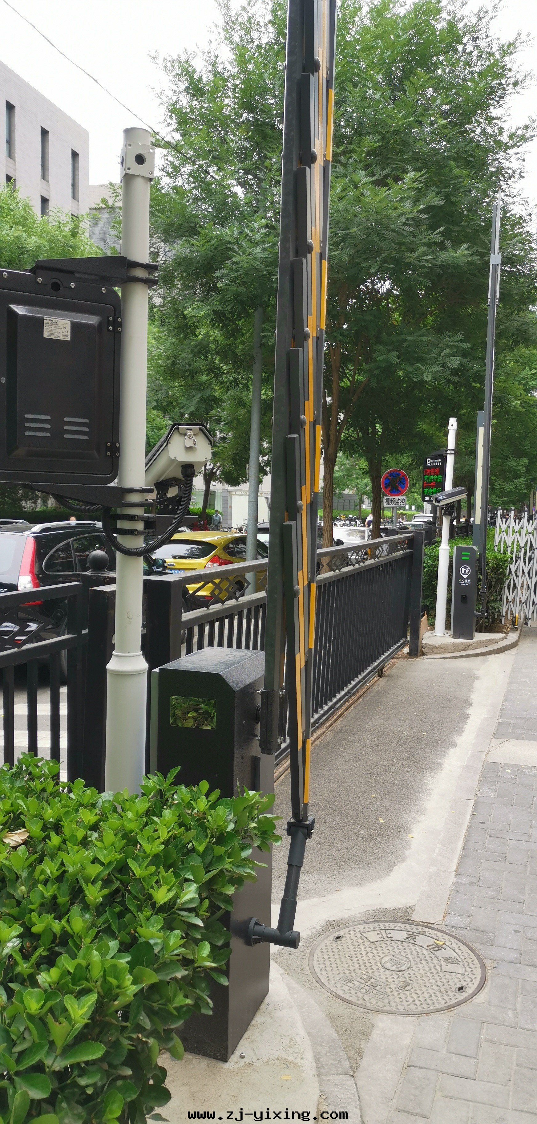 图(tú)片(piàn)關(guān)鍵词(cí)