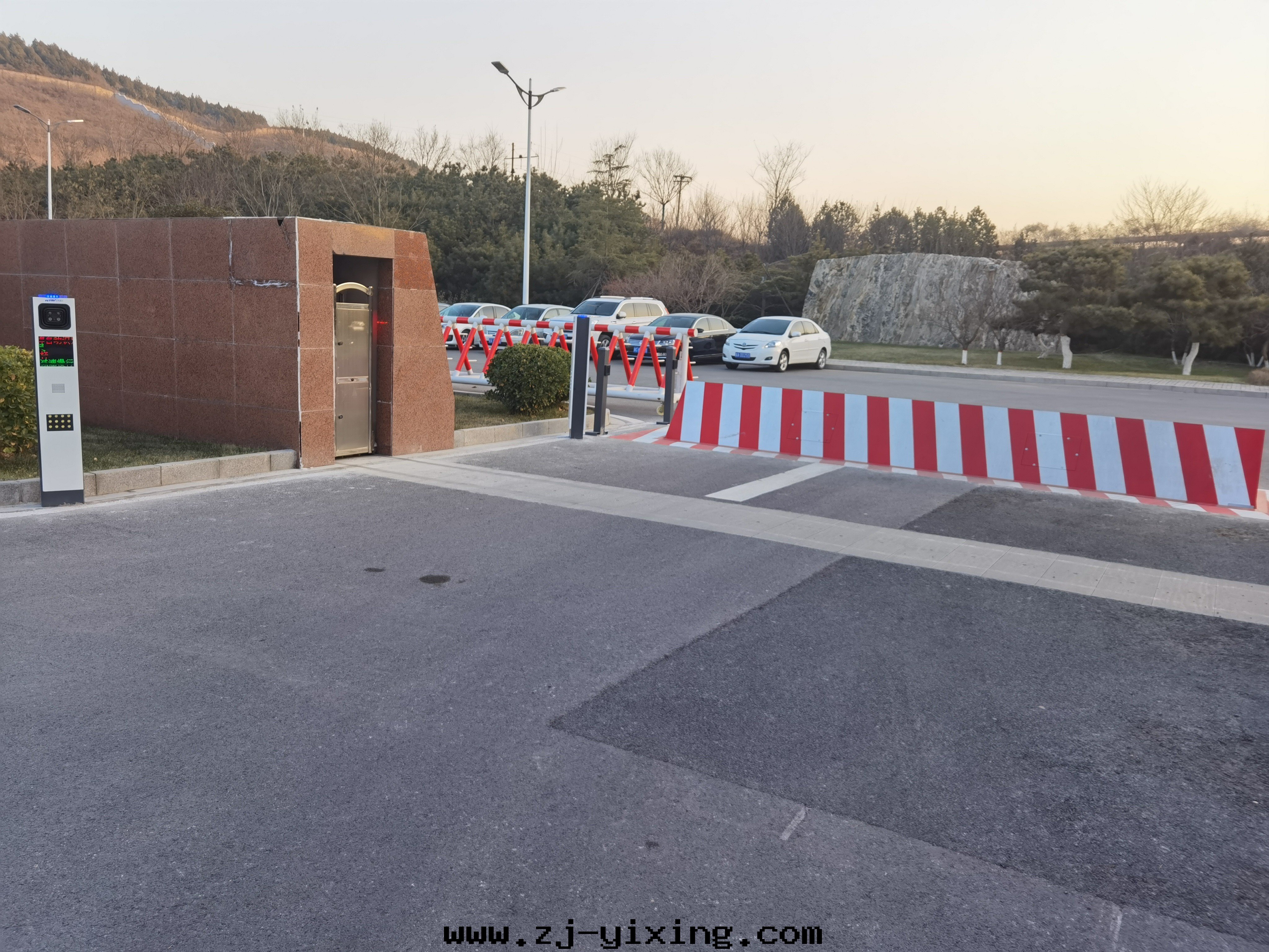 图(tú)片(piàn)關(guān)鍵词(cí)