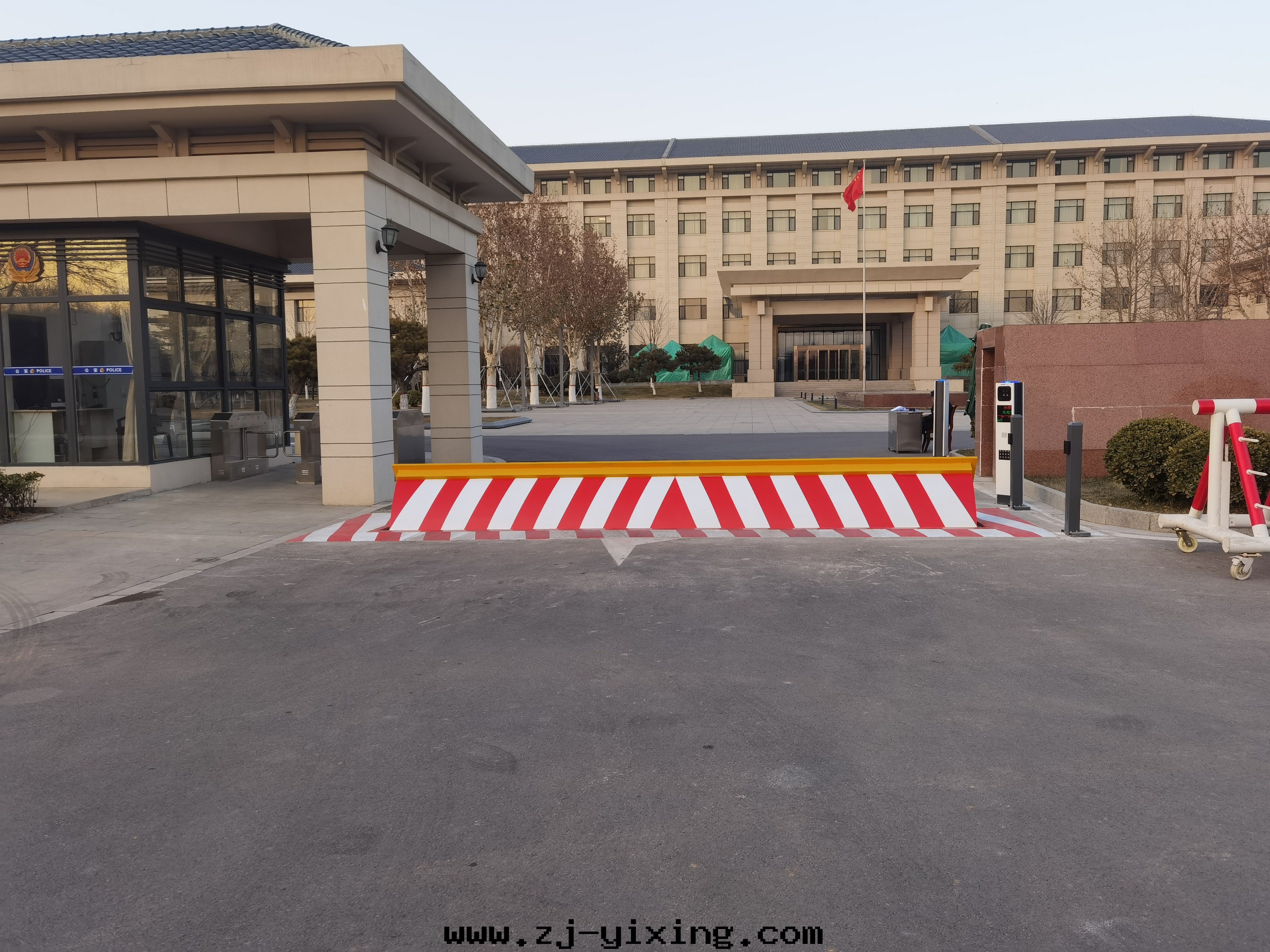 图(tú)片(piàn)關(guān)鍵词(cí)