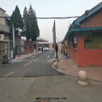 某軍某干(gàn)休所(suǒ)車牌(pái)識别道(dào)閘系(xì)統